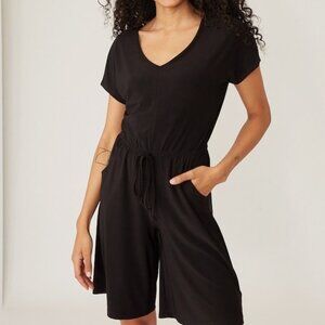 New Marallis Black Knee Length V-Neck Stretch Romper Jumpsuit Size Large bin 4D